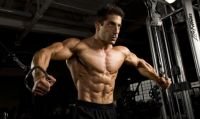 Cviky na prsné svaly pre mužov a ženy, najlepšie cviky, cviky s činkami